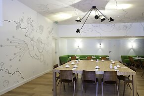 Hotel Vincci Bit