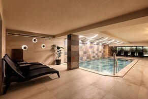 Almira Hotel Thermal Spa & Convention Center