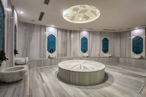 Almira Hotel Thermal Spa & Convention Center