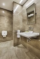 DoubleTree by Hilton Istanbul Avcilar