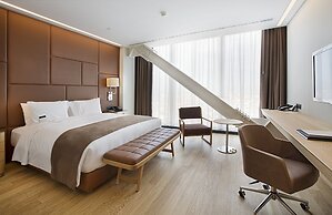 DoubleTree by Hilton Istanbul Avcilar