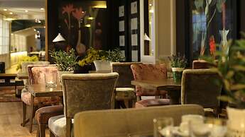 Ofelias Hotel