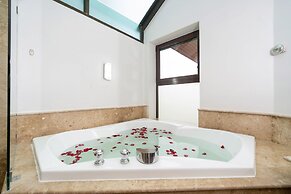 IndoChine Resort & Villas