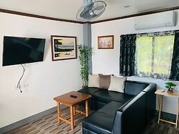 BADLADZ Beach and Dive Resort