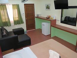 BADLADZ Beach and Dive Resort