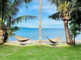 BADLADZ Beach and Dive Resort