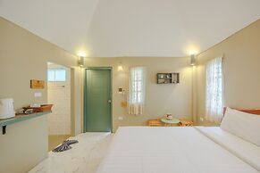 Perennial Resort