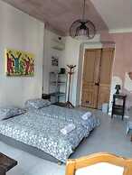 Chez Brigitte Guesthouse