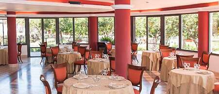 Ares Hotel