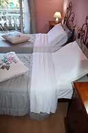 Duca's Guest House