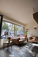 Carlton Hotel
