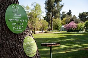 Malkiya TravelHotel