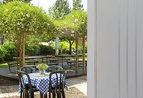 Malkiya TravelHotel