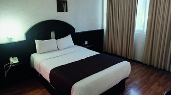HI Hotel Impala