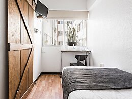 HI Hotel Impala