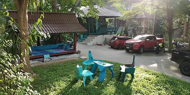 Baan Kiao Resort