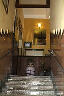 Hotel Touring