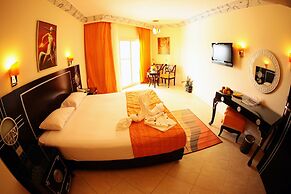 Sphinx Aqua Park Beach Resort - All Inclusive