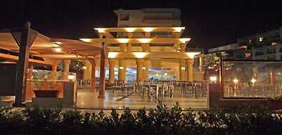 Sphinx Aqua Park Beach Resort - All Inclusive