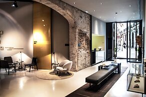 Caro Hotel