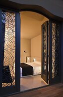 Caro Hotel