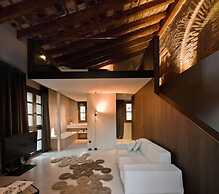 Caro Hotel
