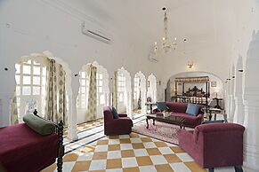 Alsisar Mahal - A Heritage Hotel
