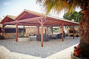 Pettas Apartments