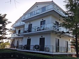 Pettas Apartments