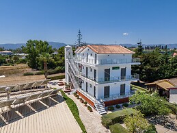 Pettas Apartments