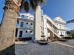 Pettas Apartments