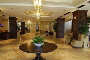 Cactus Royal Resort & Spa