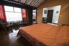 Hotel Alto Palomo