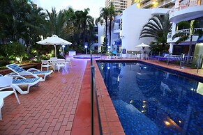 St Tropez Apartments