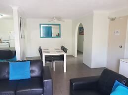St Tropez Apartments