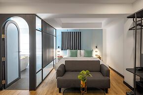 Myhotel CMYK Ratchada