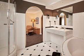 Van der Valk Hotel Hardegarijp - Leeuwarden