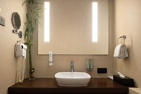 Dragonfly - The Art Hotel