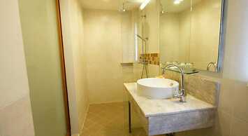 The Embassy Sathorn