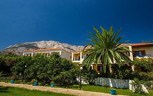 Votsalakia Hotel