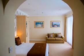 The Biarritz Hotel