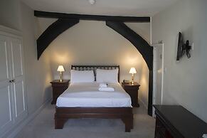 Cathedral Gate Hotel