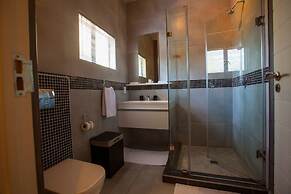 Villa Moyal