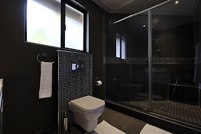 Villa Moyal