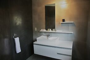 Villa Moyal