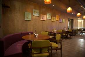 Hotel Platinum Inn