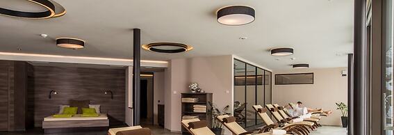 Garden Park Hotel