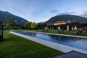 Garden Park Hotel