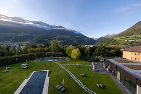 Garden Park Hotel