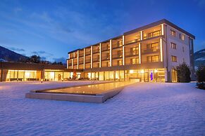 Garden Park Hotel